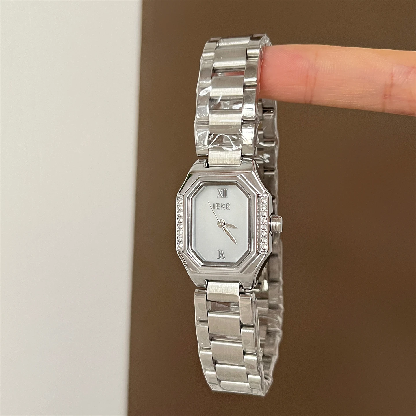 Luxury Polygonal Steel Band Watch For WomenElegant, Simple, High-Value, Versatile Quartz Watch For Ladies, Trendy Women'S Watch.