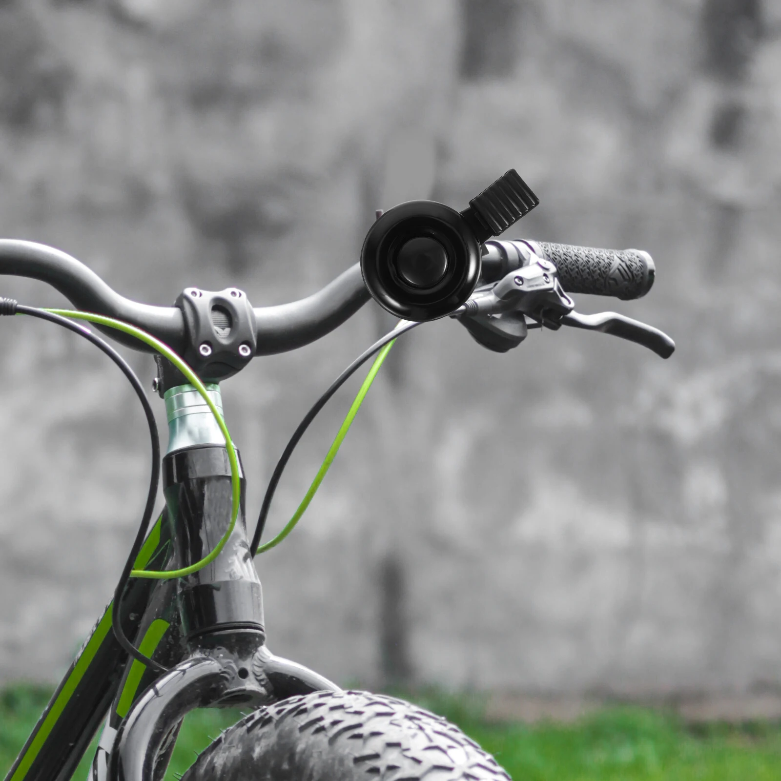 

Mountain Bike Bell Mini Bell Black Easy Install Loud Sound Safety Accessories for Kids Adults Road Mountain Bikes Scooter