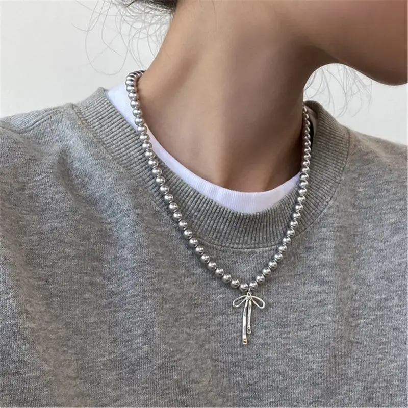  Fashionable Choker with Pendant Graceful Bowknot  Pendant Choker Necklace with Gray Pearls Neck Jewelry Accessories