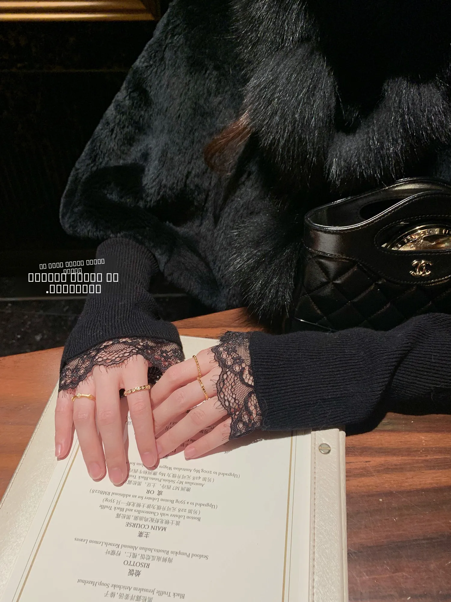 

Women's Woolen Knitted Sweater Lace Trim Layering Base irt 00% Pure Wool Daily Wear Comfortable Fit Color