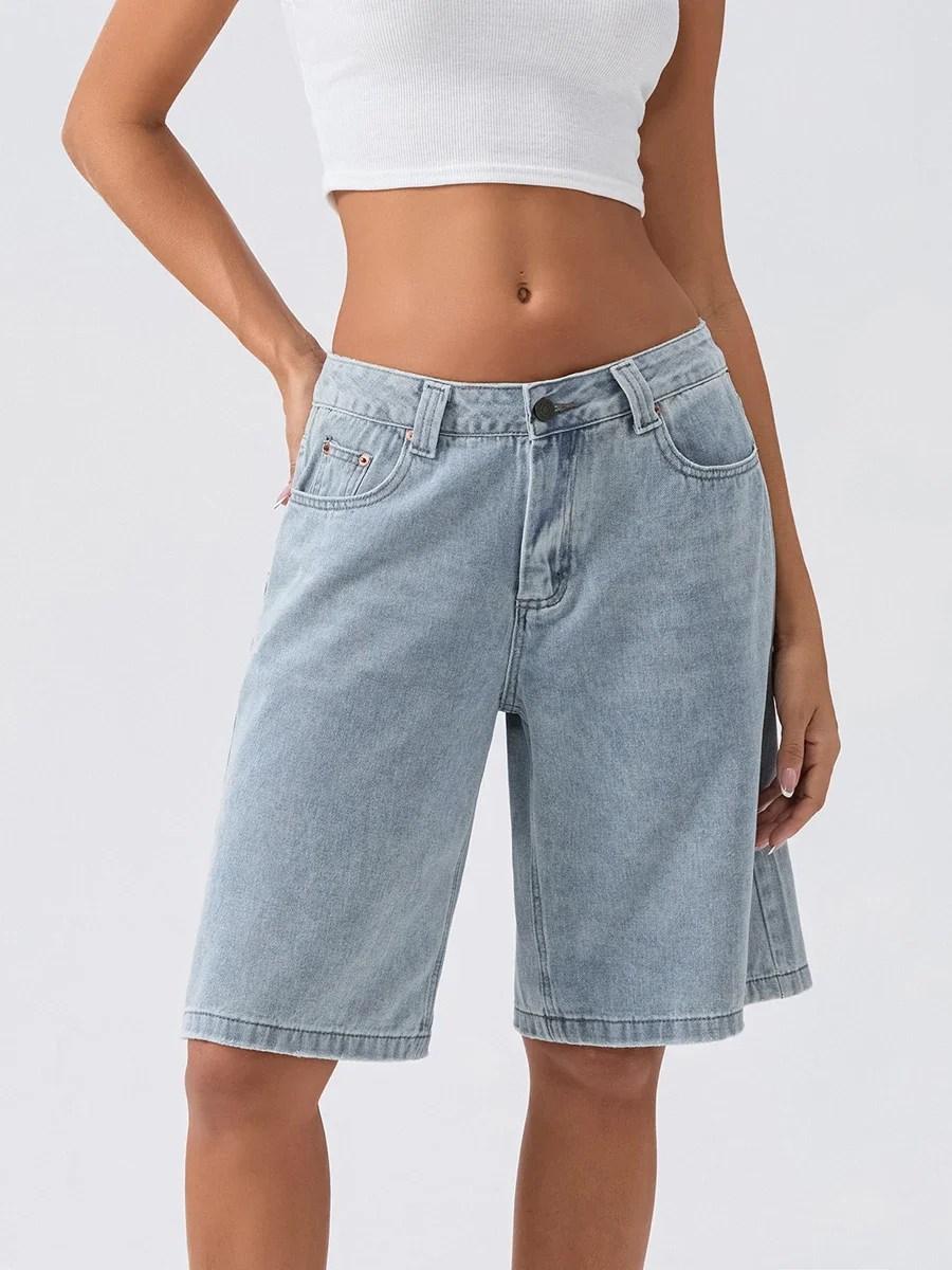 New Fashion Women's Knee Length Denim Shorts Loose Solid Color Low Rise Wide Leg Long Shorts with Pockets for Summer