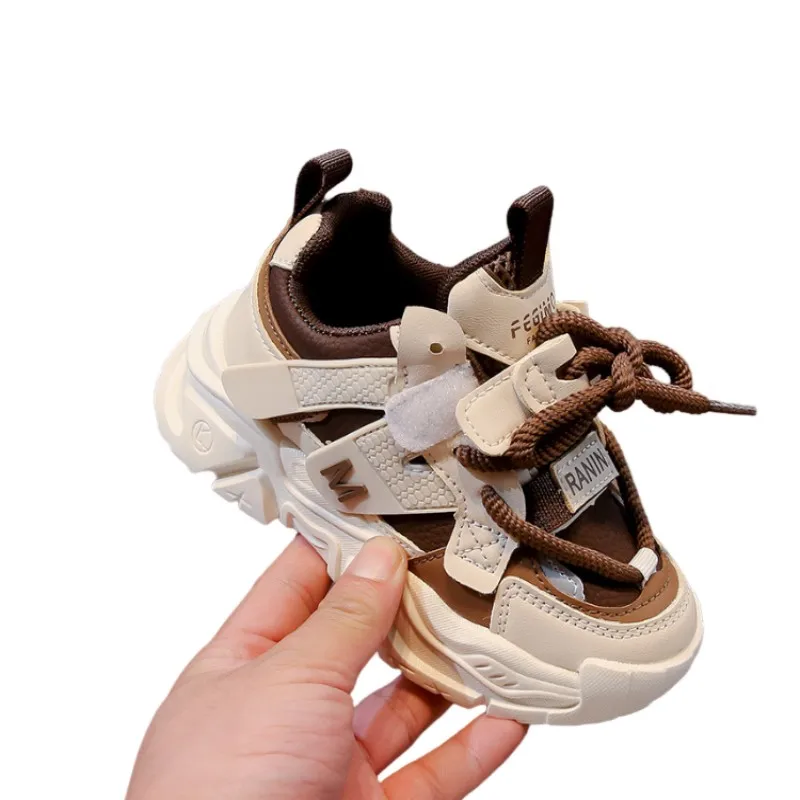 

Детская спортивная обувь черного цвета хаки, осень 2024, новинка для мальчиков, нескользящие модные кроссовки для отцов и девочек, размер 22-37