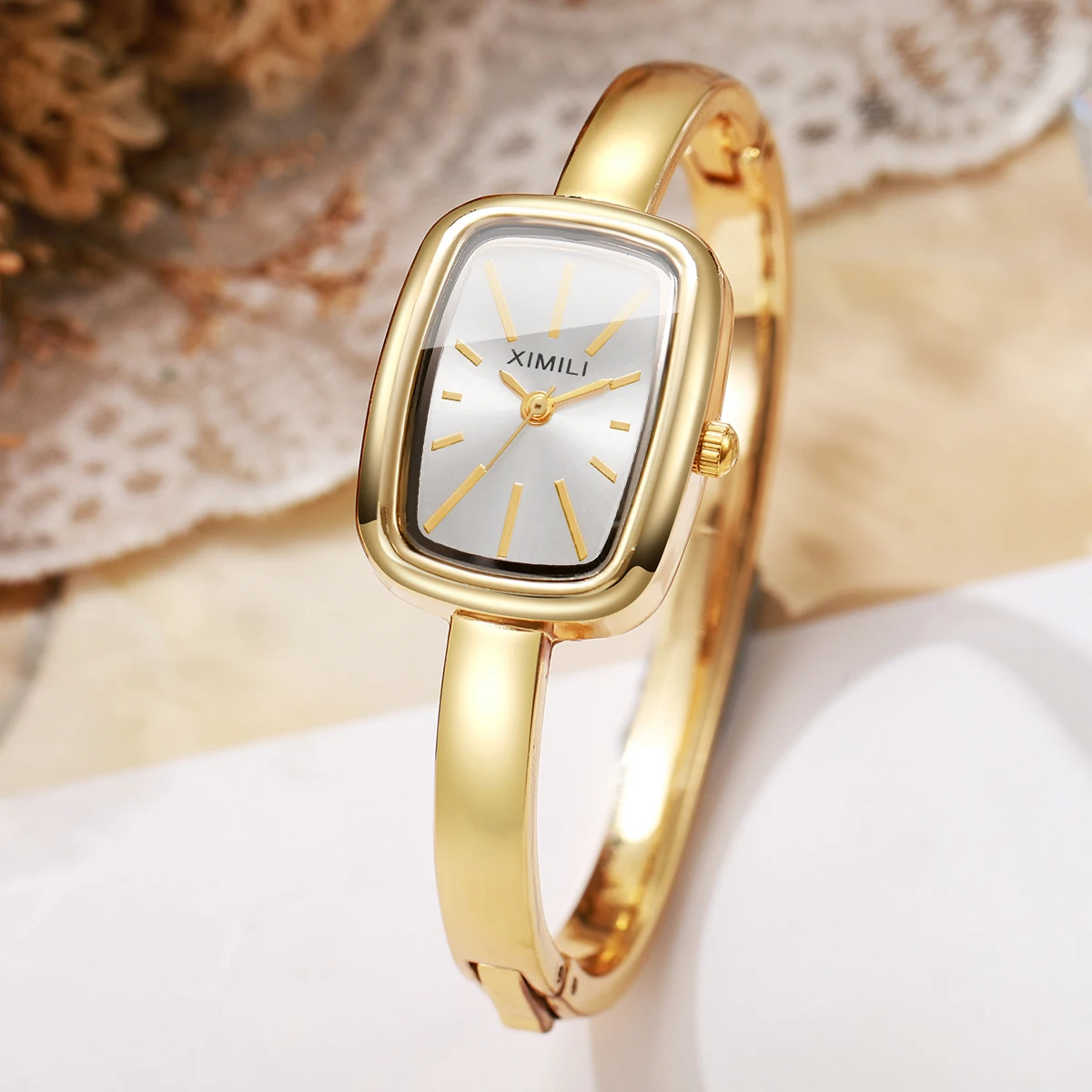 Elegant Rectangle Dial Women Watches Golden Bracelet Bangle Strap Ladies Dress Quartz Wristwatch Relogio Feminino（Without Box）