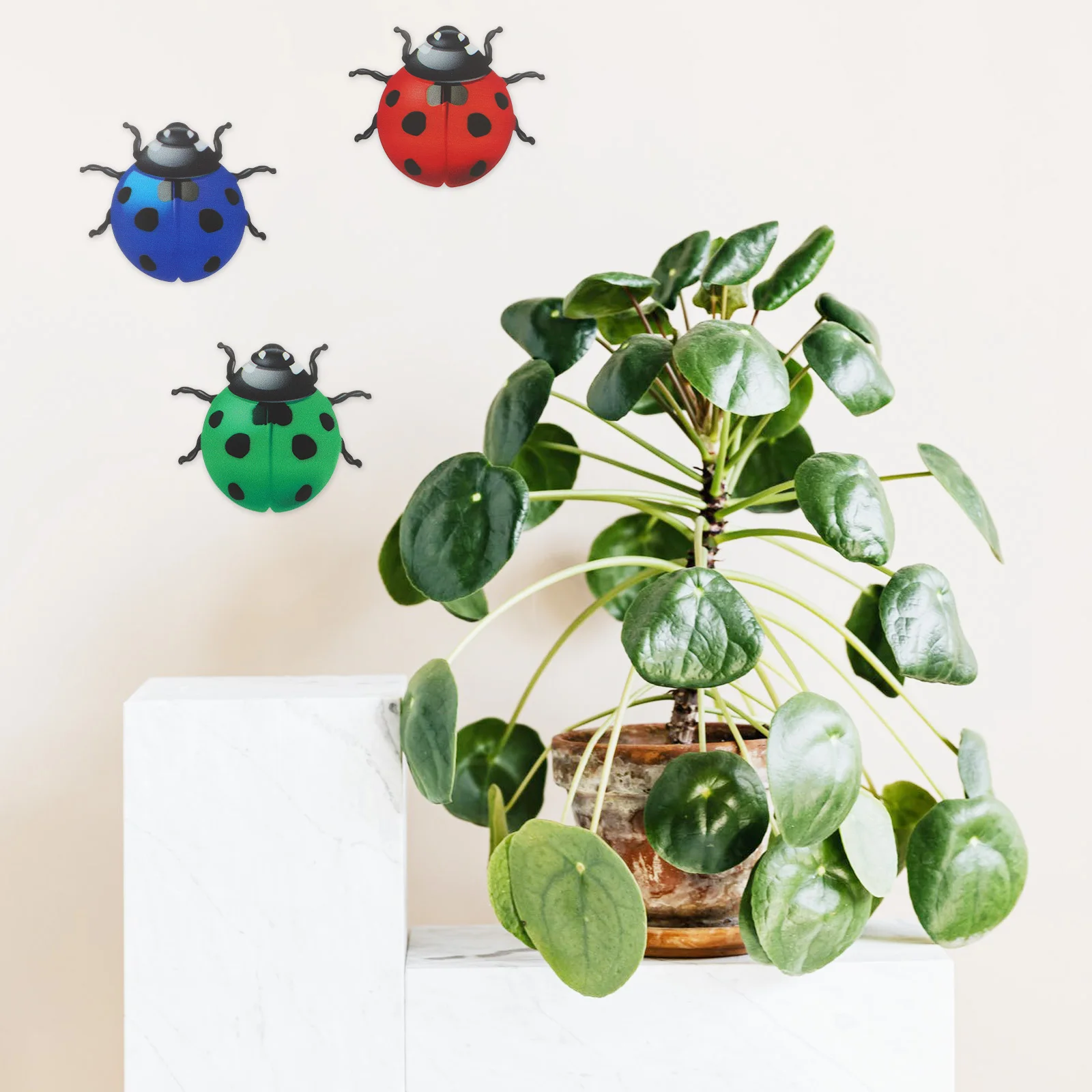 

3pcs Metal Ladybug Wall Art Hanging Decor For Garden Lawn Outdoor Indoor Simulated Ornament Yard Fence Decorative