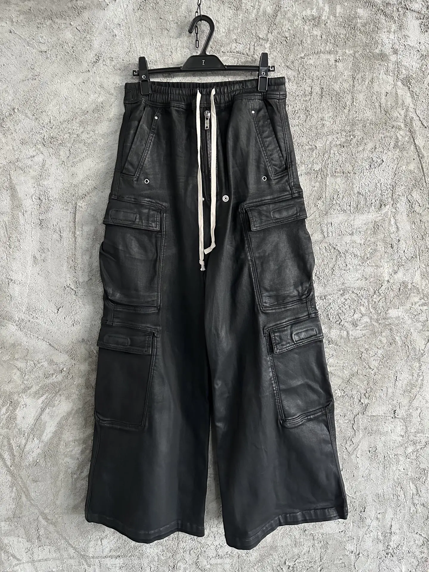Owen Seak Men‘s Oil wax Jeans Oversized Denim Gothic Men Coated Casual Trousers High Street Loose Solid Designer luxury Pants