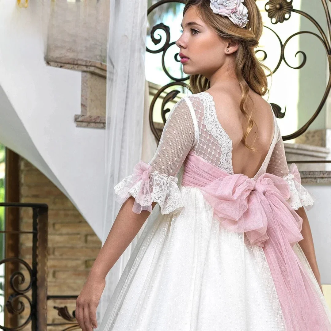 

Customized Elegant Flower Girl Dress For Wedding Lace Half Sleeves Quality Puffy Belt Bow Floor Length Kids First Communion Gown