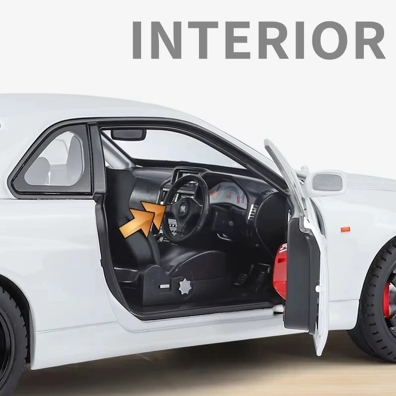 Nissan Skyline GTR R34, coche en miniatura de aleación con sonido y luz, juguete coleccionable para niños, regalo de cumpleaños, 1/18