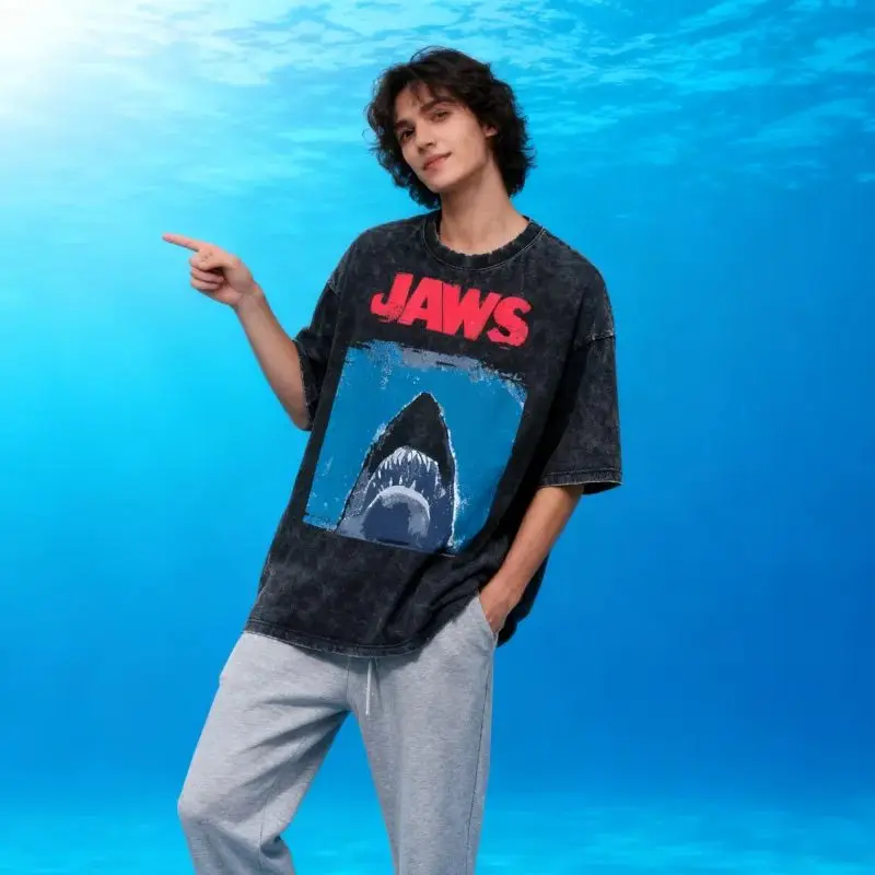 

2025 Shark Graphic Print Tee Men's Distressed Washed T-shirt Male Retro Movie themed Casual Comfortable Streetwear Tshirt Top