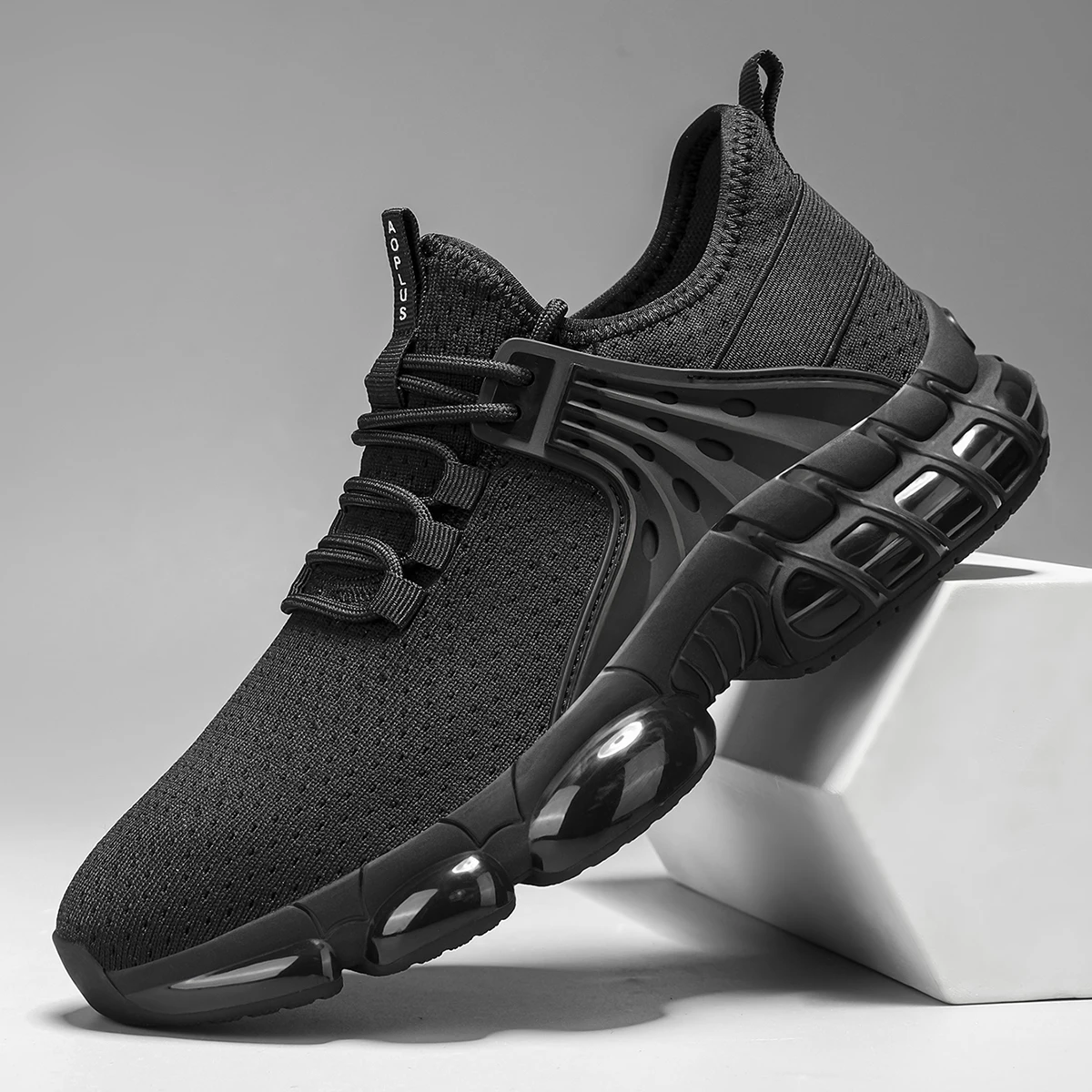 

Men Casual Sneakers Summer Breathable Sport Shoes Lightweight Outdoor Mesh Running Shoes Athletic Jogging Tenis Walking Shoes