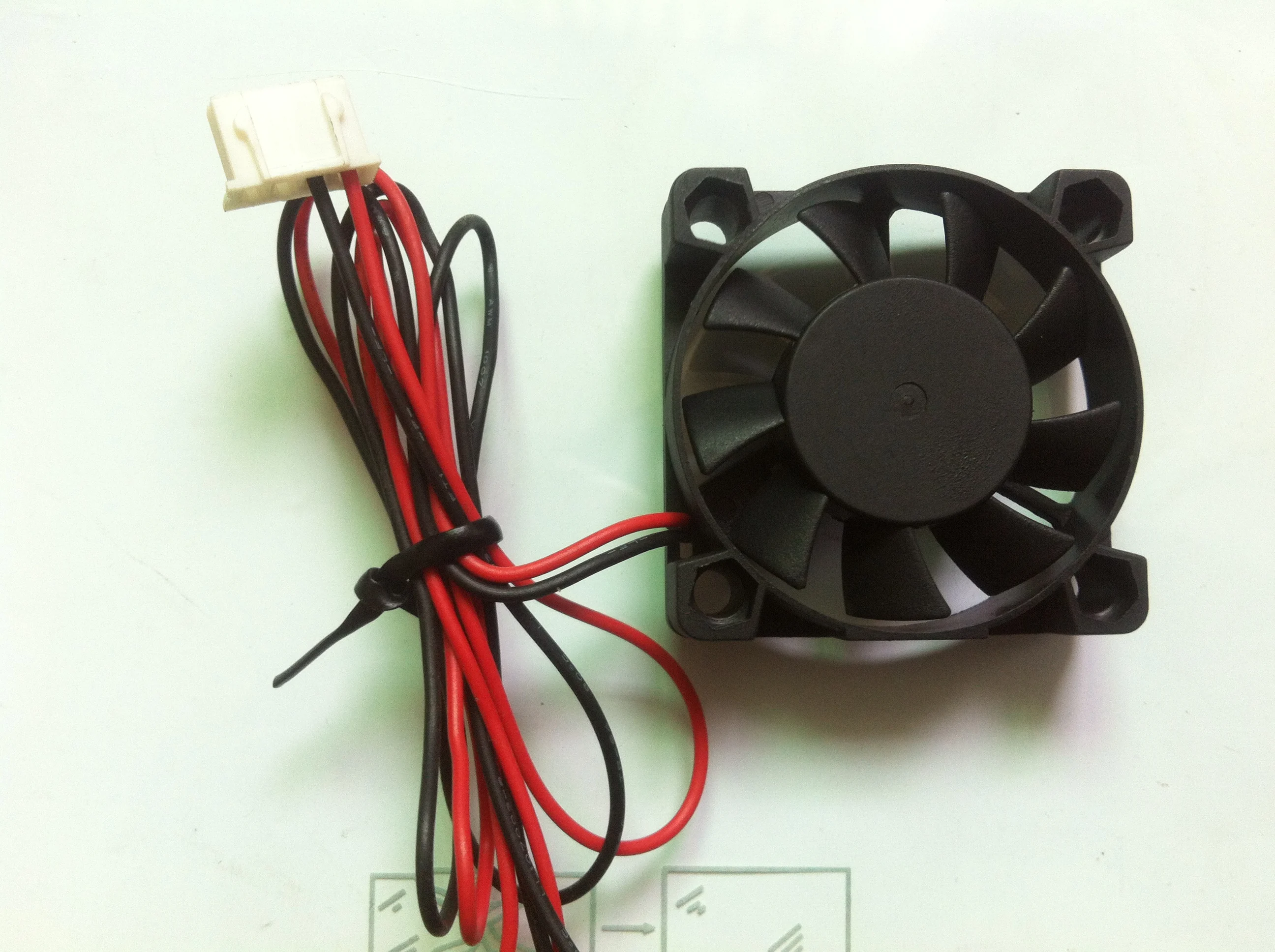 Freight free new ARX 4010 FD0540-S1012A DC5V 0.30A silent cooling fan