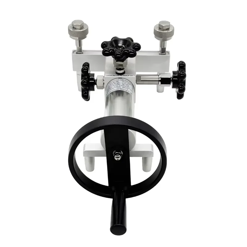 New 700bar Portable Hydraulic Pump YWQ-1442 Pressure Calibration Equipment