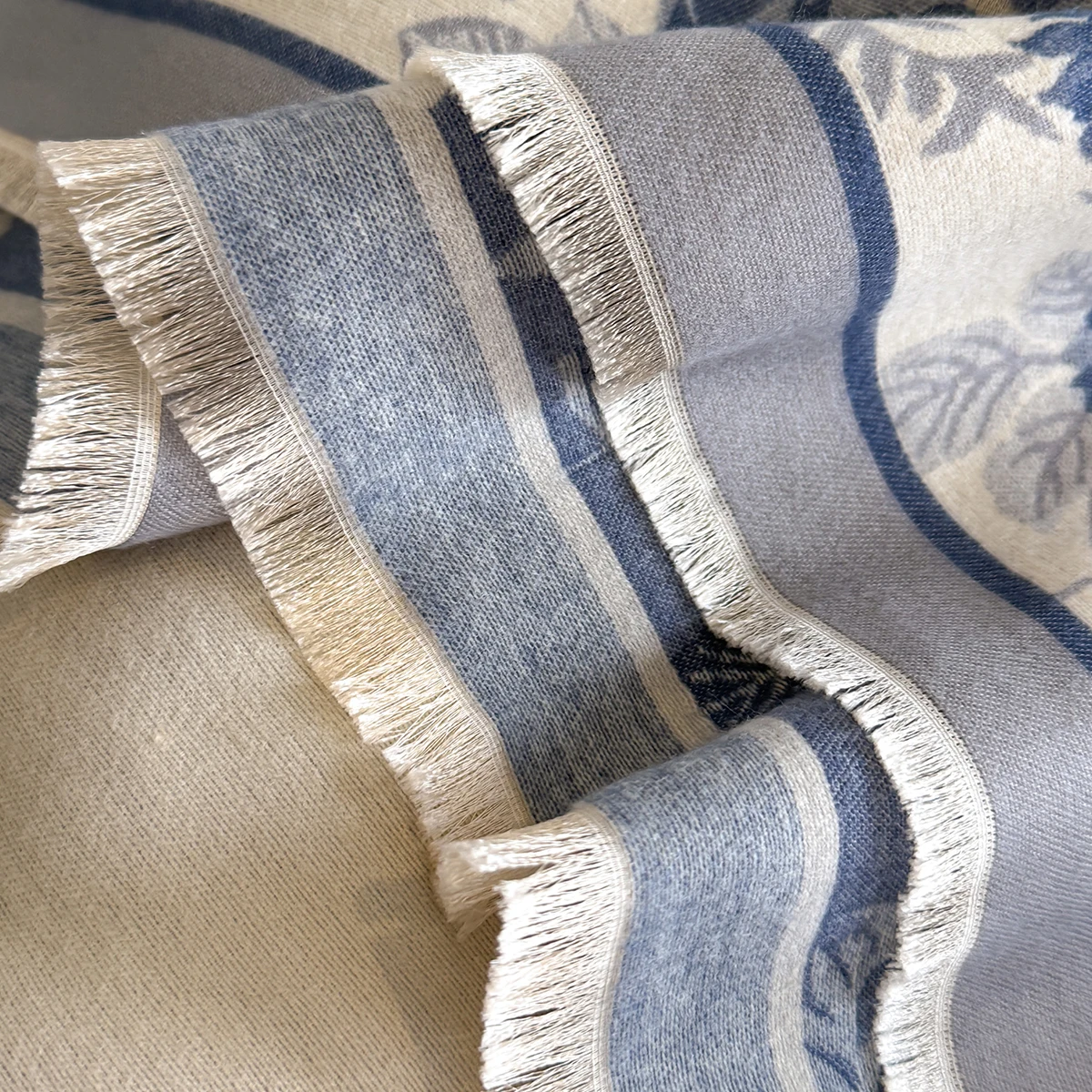 Brand Fashion Damen-Winterschal aus warmem Kaschmir – Pashmina-Schal mit Blumenmuster, dicker Schal, Wickel- und Poncho – Detail 20