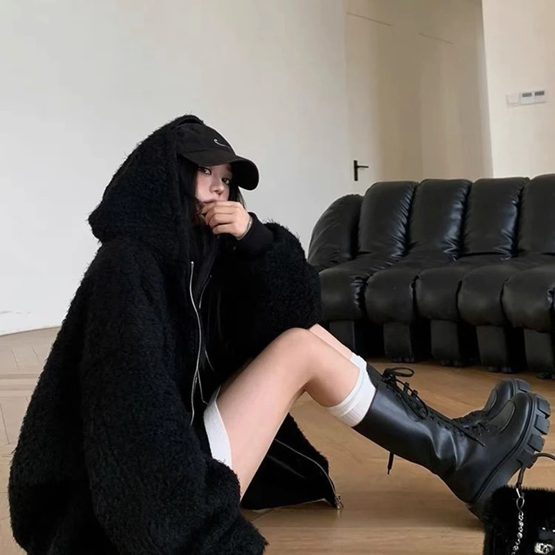 Schwarz Faux Lämmer Pu Jacke Frauen Y2K Winter Warm Lose Zipper Mit Kapuze Mäntel Streetwear Doppelseitige Tragen Alle Spiel Oberbekleidung Neue