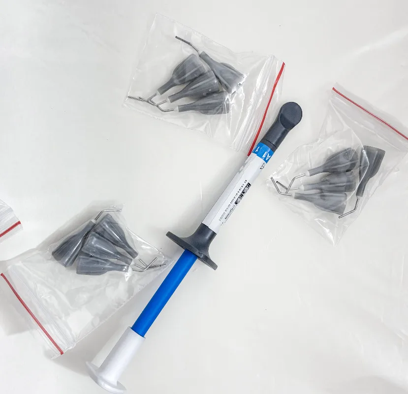 For Dental Instruments Resin Light Cured Resin Syringe Anterior Posterior Teeth Universal Type Dental Laboratory Material