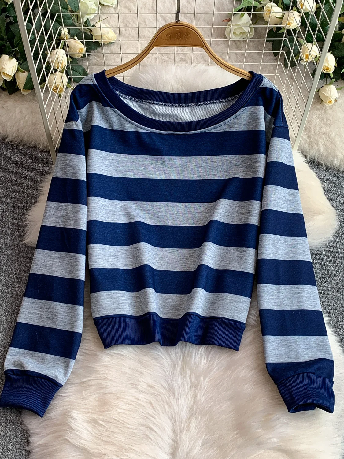 Casual listra padrão cintura alta calças de ajuste fino e longo sve redondo ne topo feminino faion conjunto de duas peças outono wear