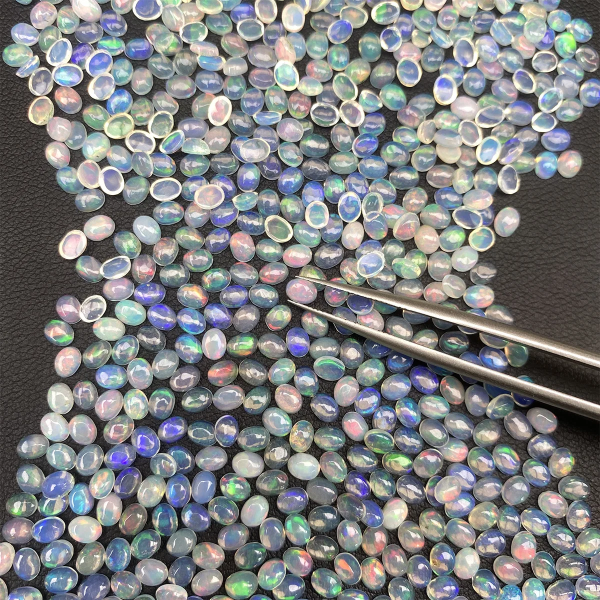 Wholesale 10pcs Natural Genuine Fire Opal 3x4mm Oval Semi-Precious Gemstone Cabochon Ring Face For Jewelry