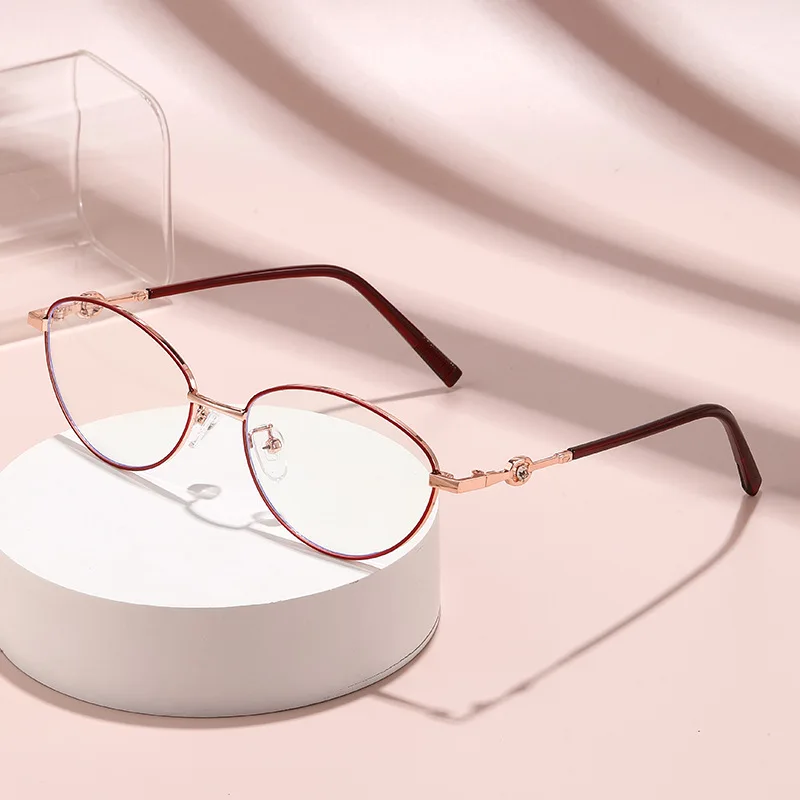 Modische Metallrahmen-Lesebrille Luxusmarke für Senioren und Menschen Mittleren Alters, Lesebrillen für Männer und Frauen – Detail 9