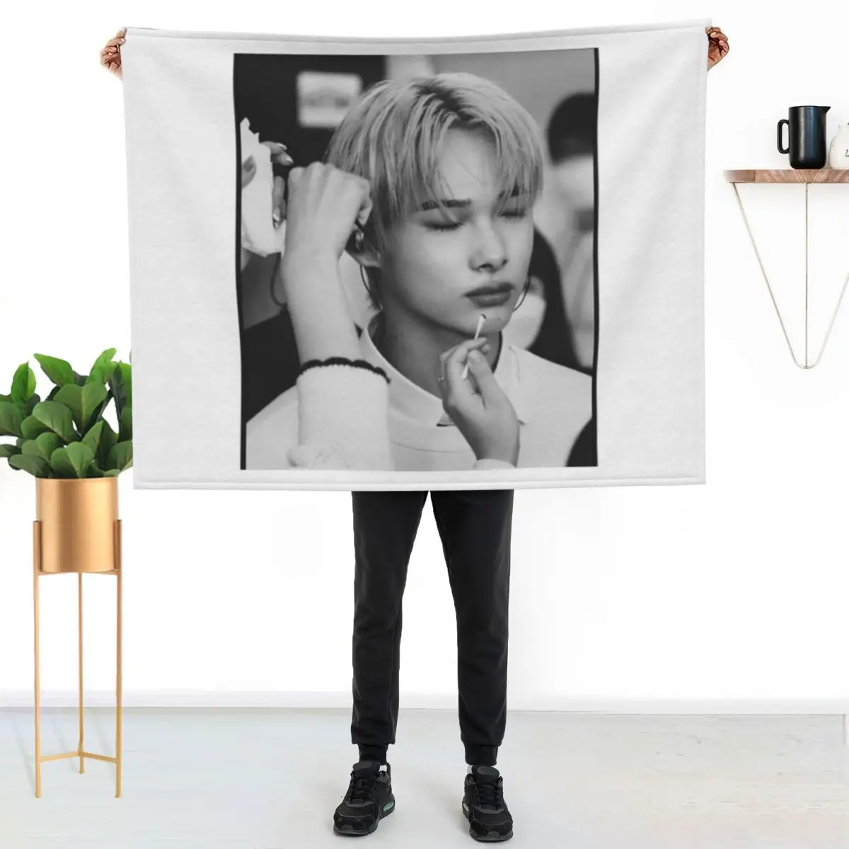 

NIKI Throw Blanket Multi Use Warm Blanket for Living Room Bedroom