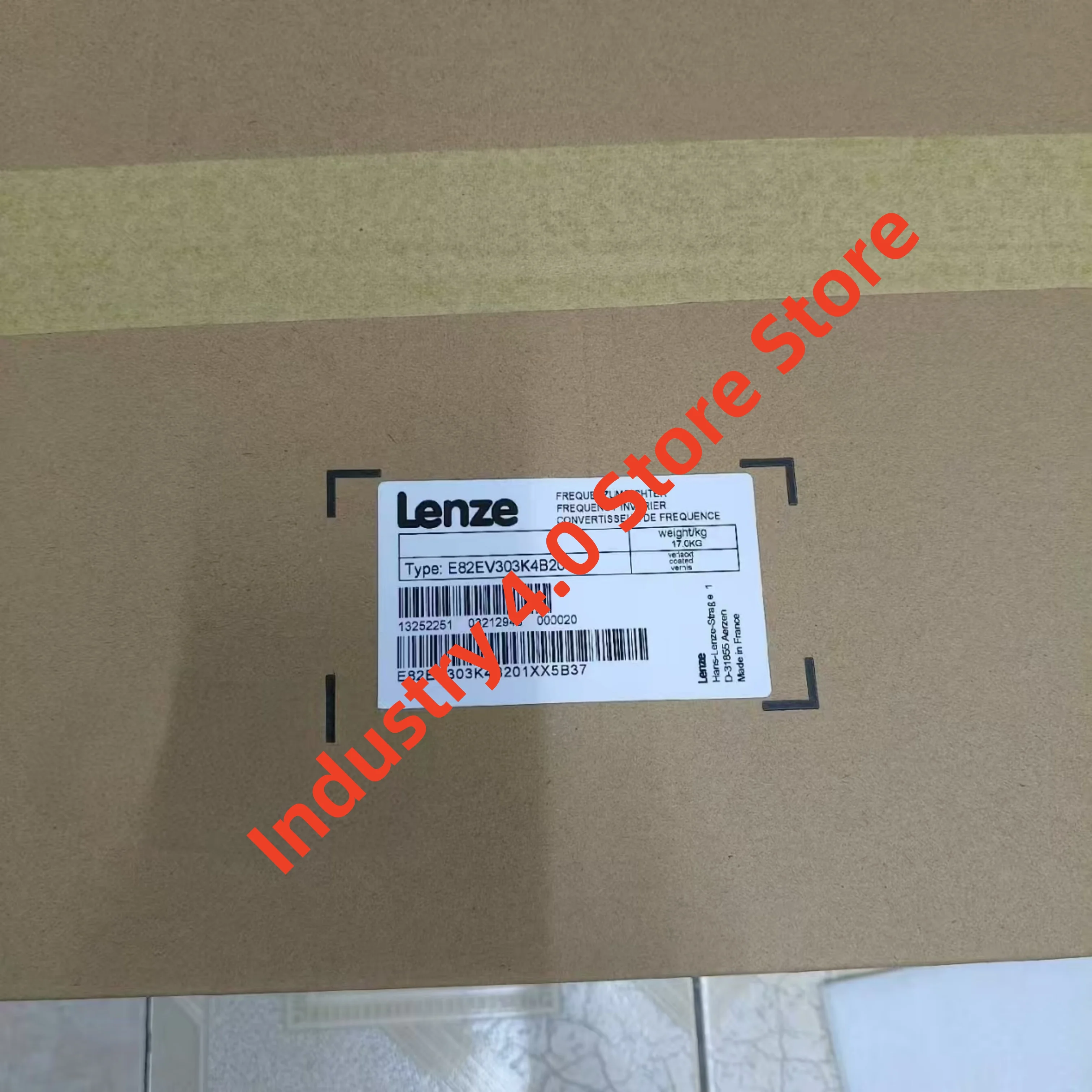 

E82EV153K4B201 E82EV153K4B241 Преобразователь частоты E82EV223K4B201 100% НОВЫЙ