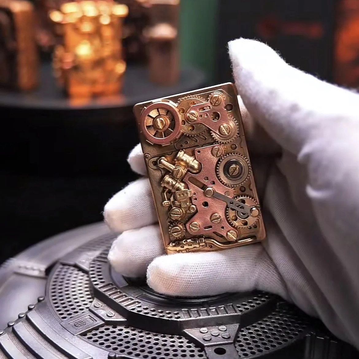2026 New brass mechanical punk ultra-thin fuel lighter, portable steampunk lighter, cigarette accessories, men's gift