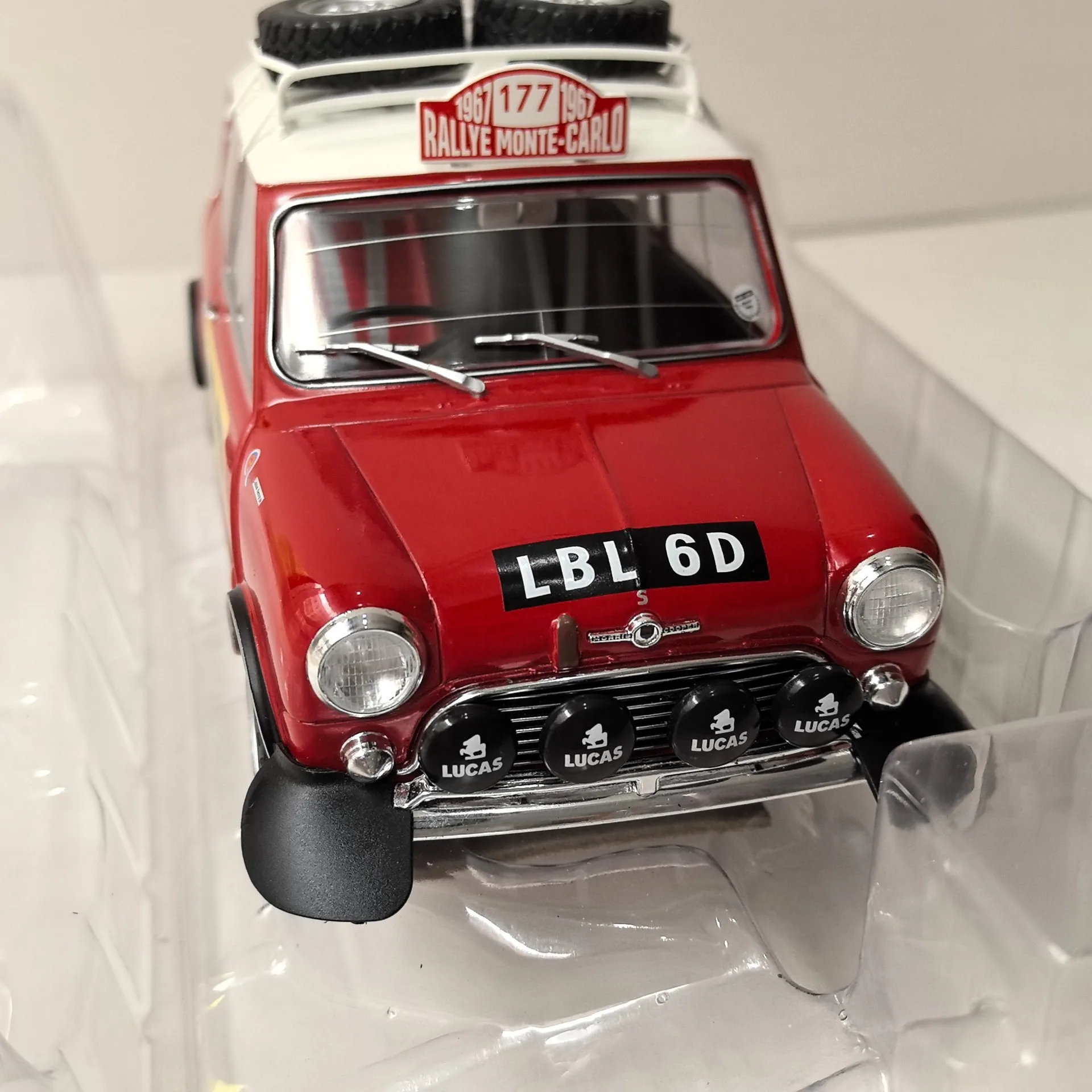 다이캐스트 IXO 1/18 스케일 미니 # 177 미니 레이싱 합금 자동차 모델 소장 장난감 선물 기념품 디스플레이 장식품