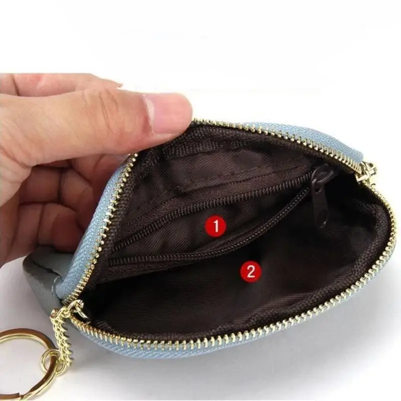 Braune Geldbörse aus PU-Leder mit Litschi-Struktur, robustem Reißverschluss und Schlüsselring für den täglichen Gebrauch zum Tragen von Bargeld, Karten, Lippenstift und kleinen Utensilien. – Detail 5