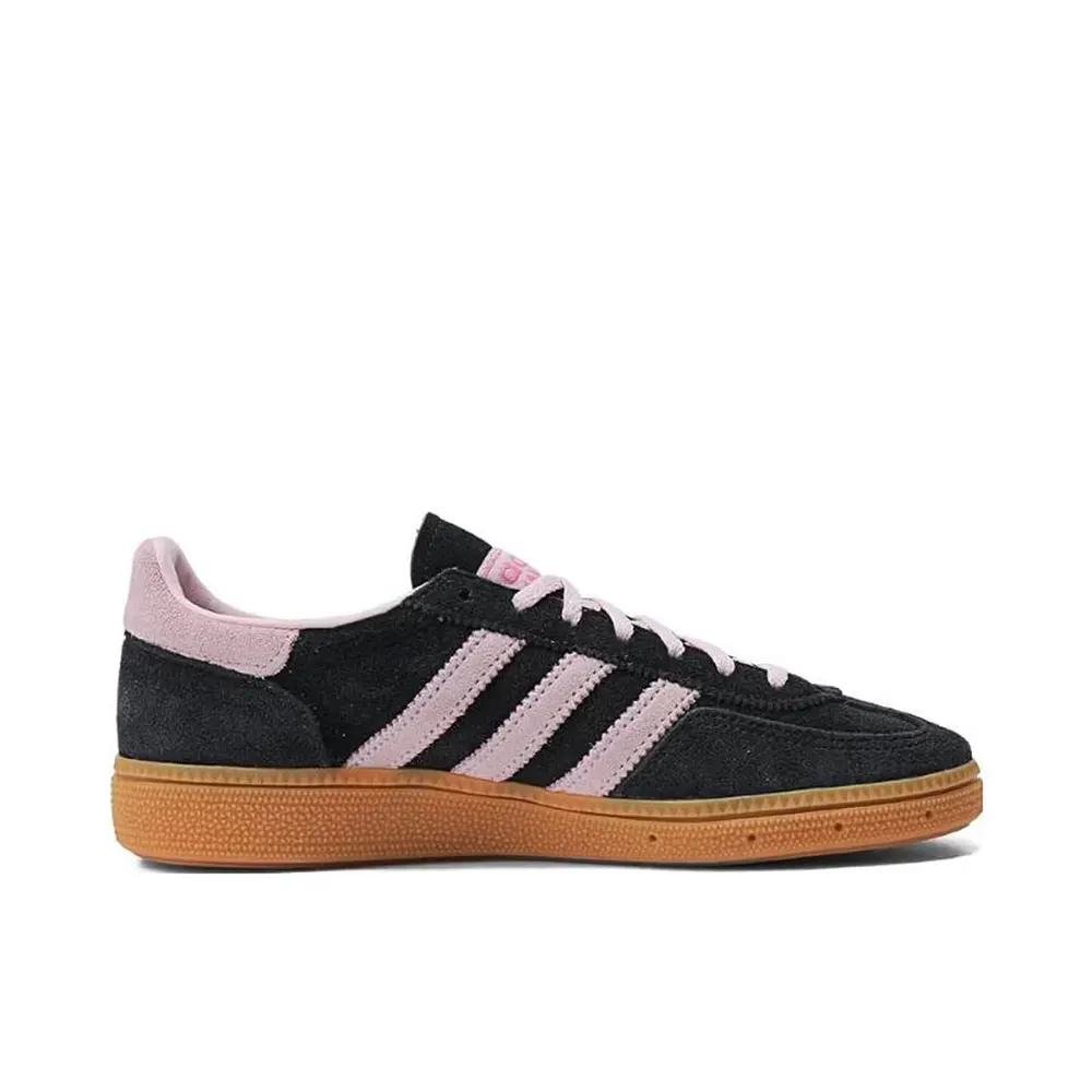 adidas Originals HANDBALL SPEZIAL Lässige Low-Top-Sneaker aus Wildleder für Damen in Rosa und Schwarz IE5897 Ansicht 3