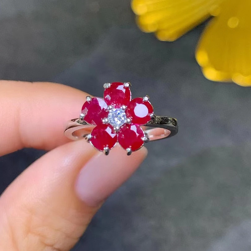 

Classic Gemstone Flower Ring 4mm Total 1ct Natural Ruby Ring 925 Silver Ruby Jewelry with 3 Layers Gold Plating