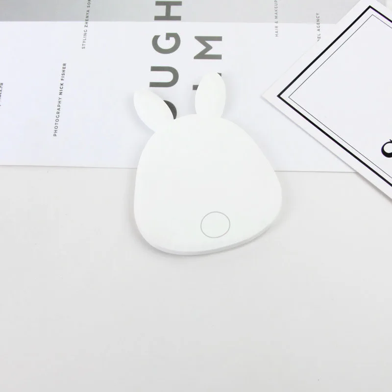 Mini specchio cosmetico portatile a mano adorabile specchio tascabile per cartoni animati donna ragazza cosmetici piccoli specchi per il trucco compatti