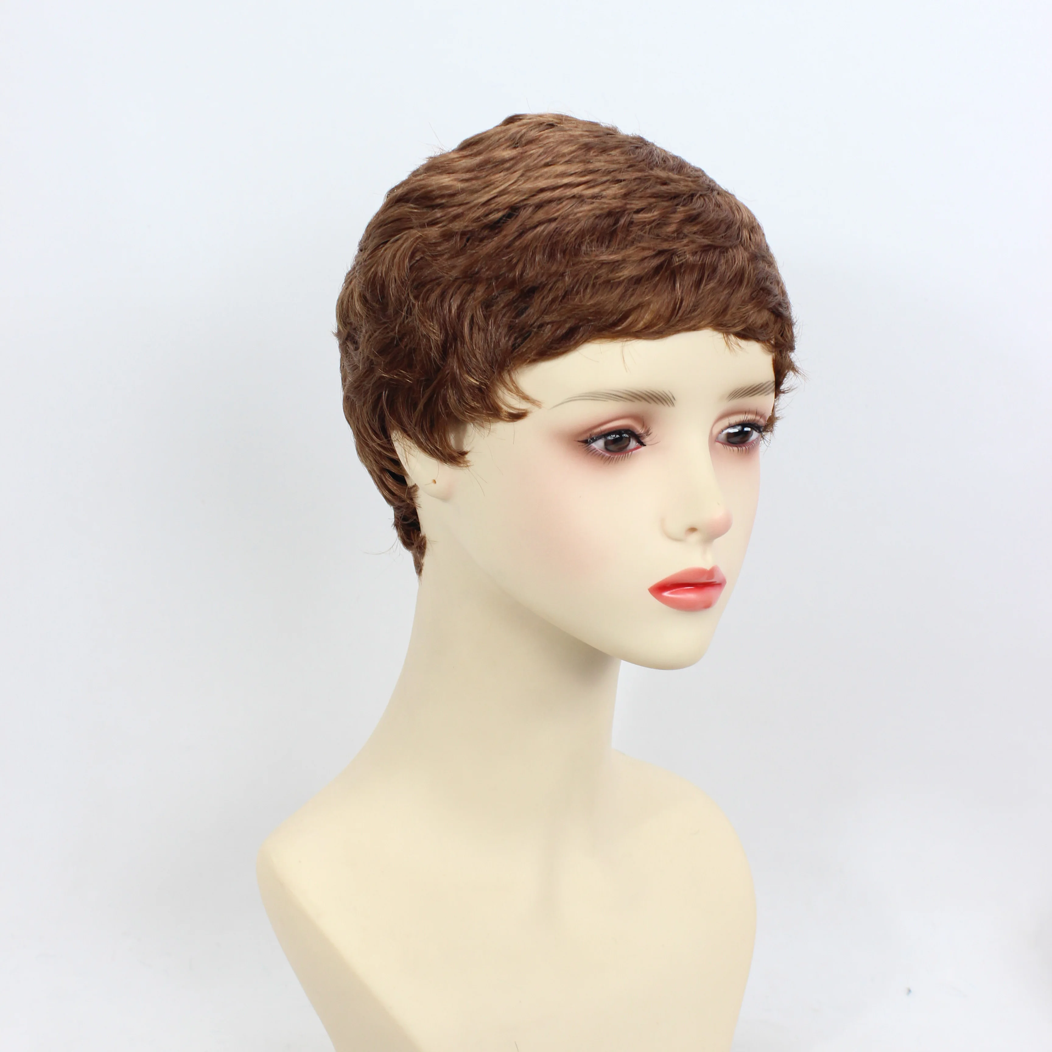 Wig wanita coklat pendek berlapis halus alami berlapis lurus Wig sintetis tahan panas Wig Cosplay