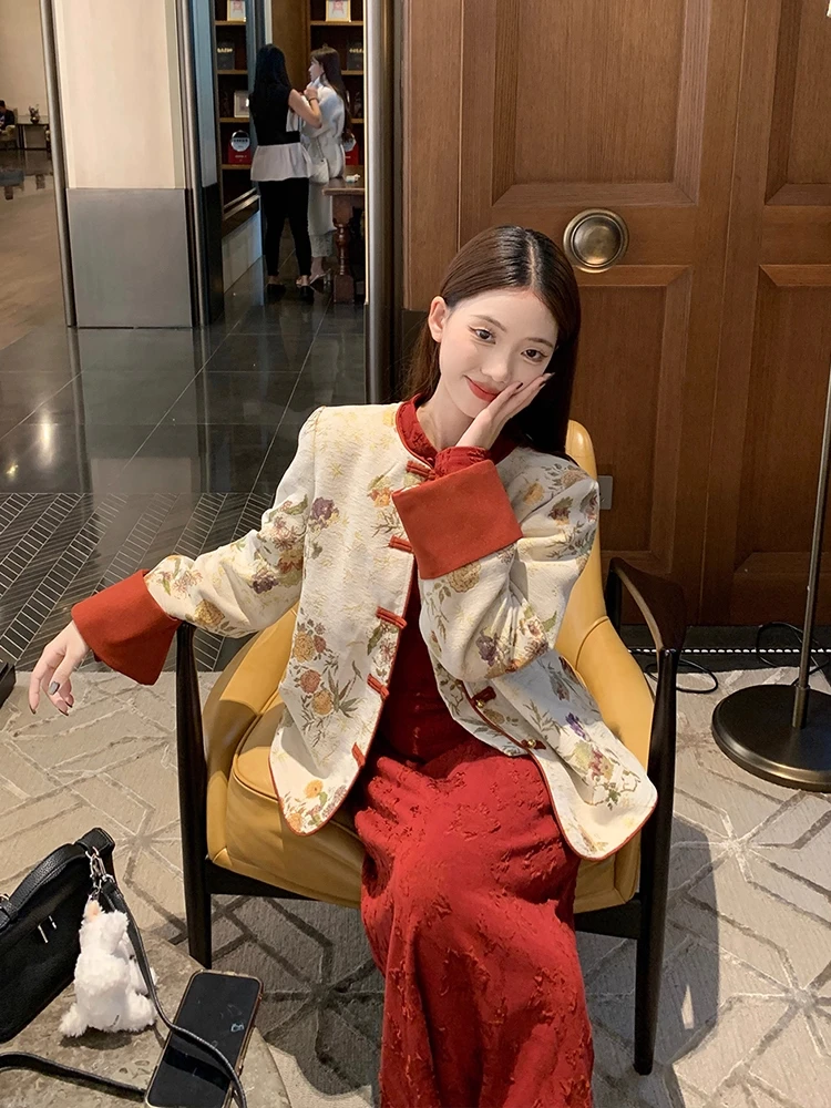 

Новый китайский комплект, традиционное пальто на пуговицах с вышивкой, женское осенне-зимнее красное элегантное пальто Dr, комплект из двух предметов