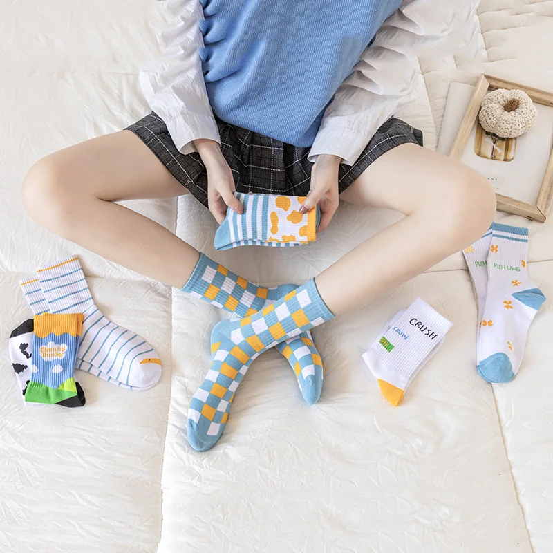 New Printed Cow Women CrewCotton Socks, Cute Farm Blue Sky Black  White Cloud Striped Checked Casual Socks, Girl's Fashion Brand