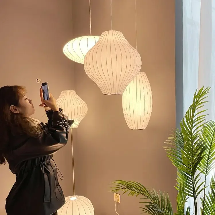 Lampadario di seta italiano nordico Decorazione dell'hotel in stile cinese Illuminazione Lanterna Soggiorno Sala da pranzo Camera da letto Lampada da tavolo da bar