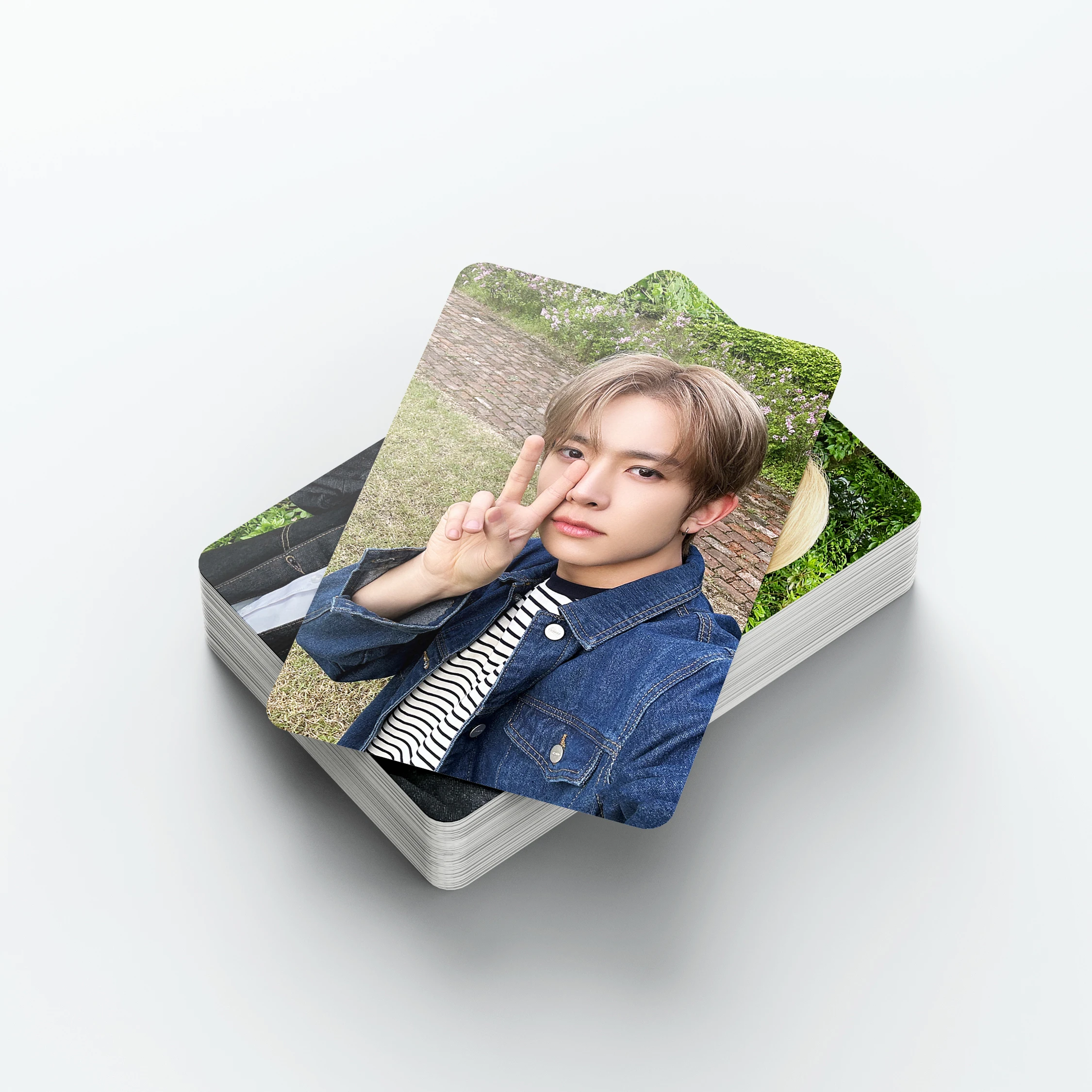 55 กลุ่มเด็กชายและเด็กหญิงเกาหลี อัลบั้มใหม่ การ์ดคอลเลกชันเพลงใหม่ การ์ดเดี่ยว คอลเลกชันใหญ่