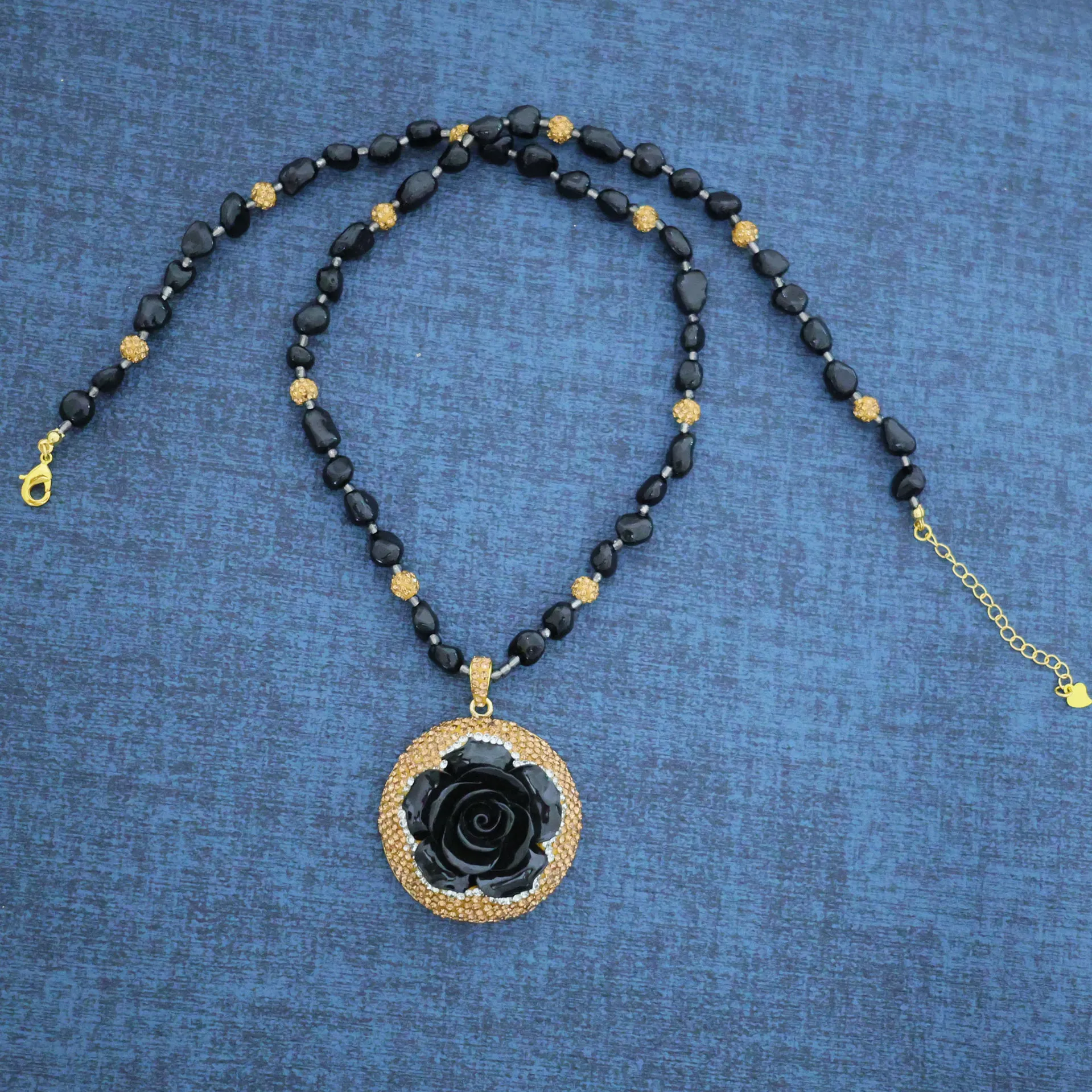 New shell powder embossed rose obsidian natural lapis lazuli necklace New wholesale