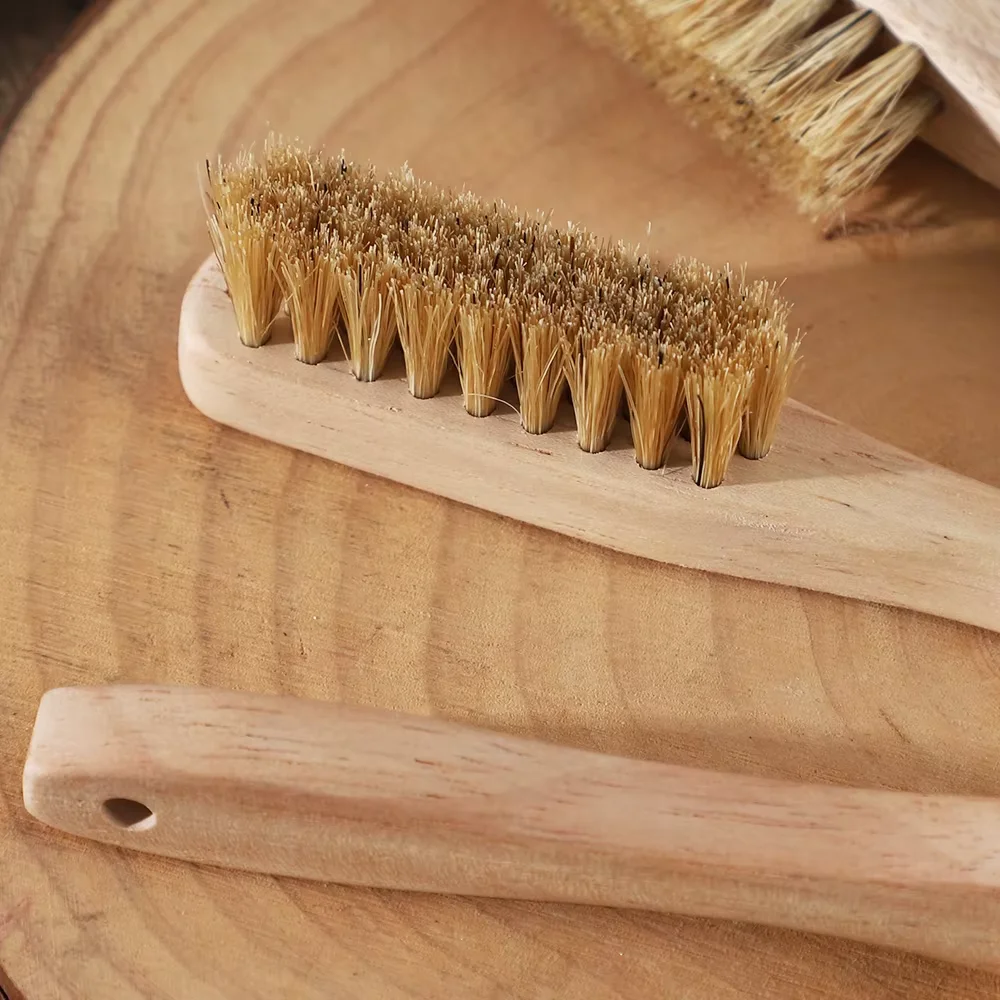 1/3 Stück Kleine Massivholz-Nagelbürste mit Langem Griff und Wildschweinborsten - Natürliches Tragbares Handpflege-Werkzeug zur Reinigung von Nagelzwischenräumen – Detail 2