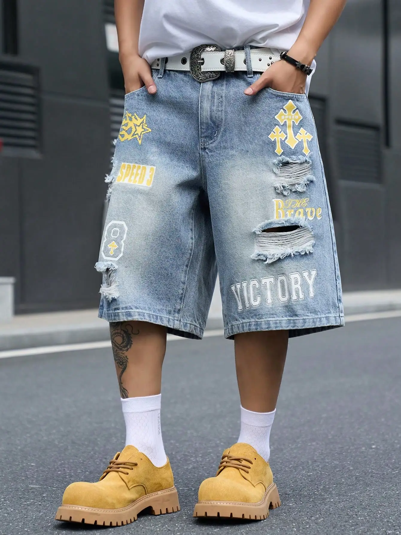 Men's Loose Fit Denim Bermuda Shorts, Vintage Distressed Letter Print Knee-Length Jeans, Y2K Hip Hop Streetwear