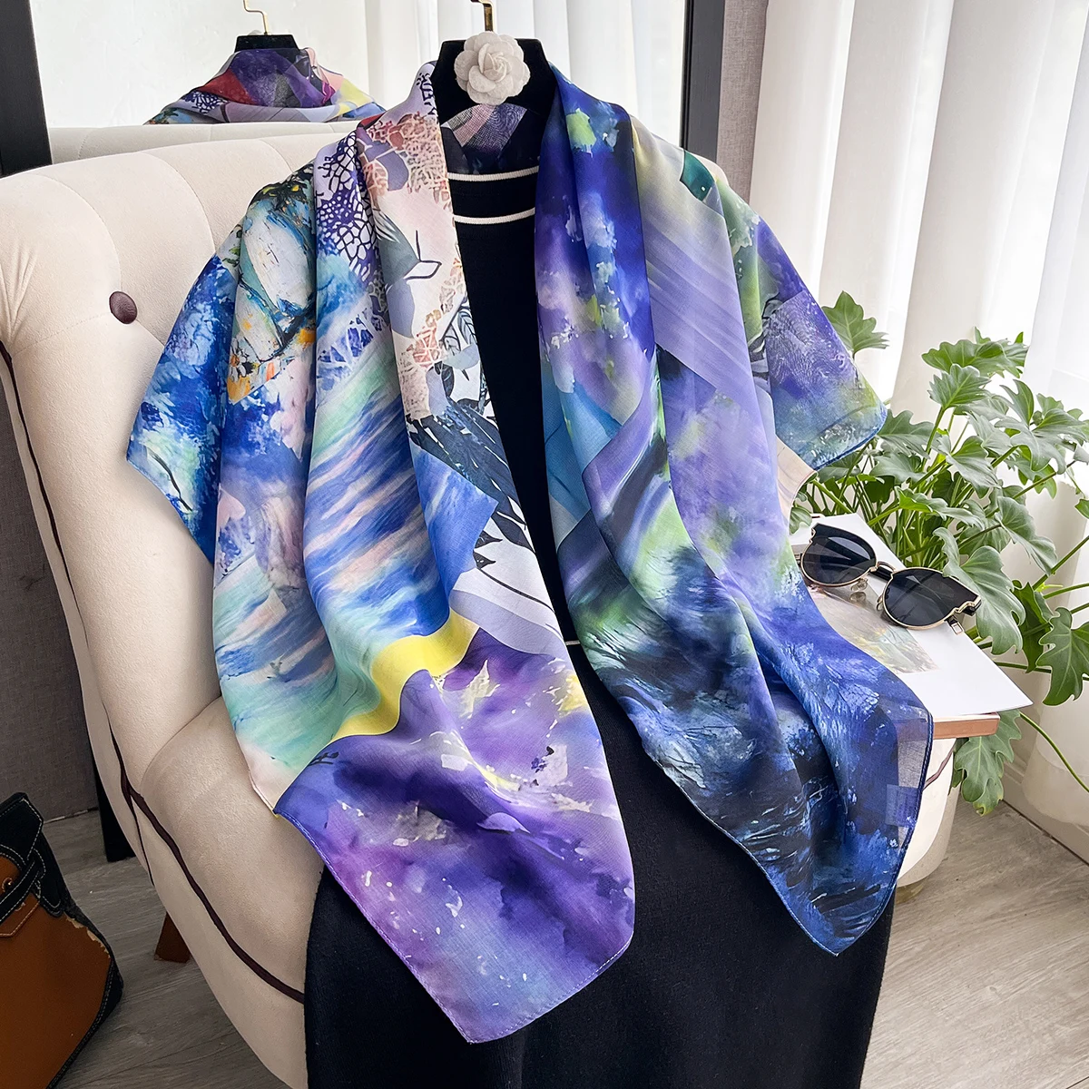 

Women Square Silk Scarf Luxury Brand Large Shawl Neckerchief Bohemia Print Headband Female Foulard Bandana Wraps Hijab Scarves