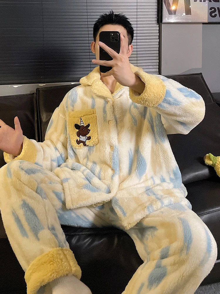 DAIMELU الكرتون منامة الرجال ملابس خاصة مجموعة الشتاء طويلة الأكمام المرجان الصوف الفانيلا سميكة الدافئة الذكور الشباب المتسكعون دعوى