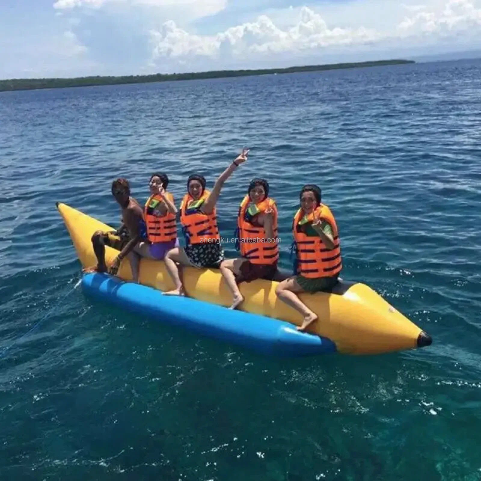 

Wholesale 5 Seaters Banana Boat Inflatable Water Towable Tube for Water Sports