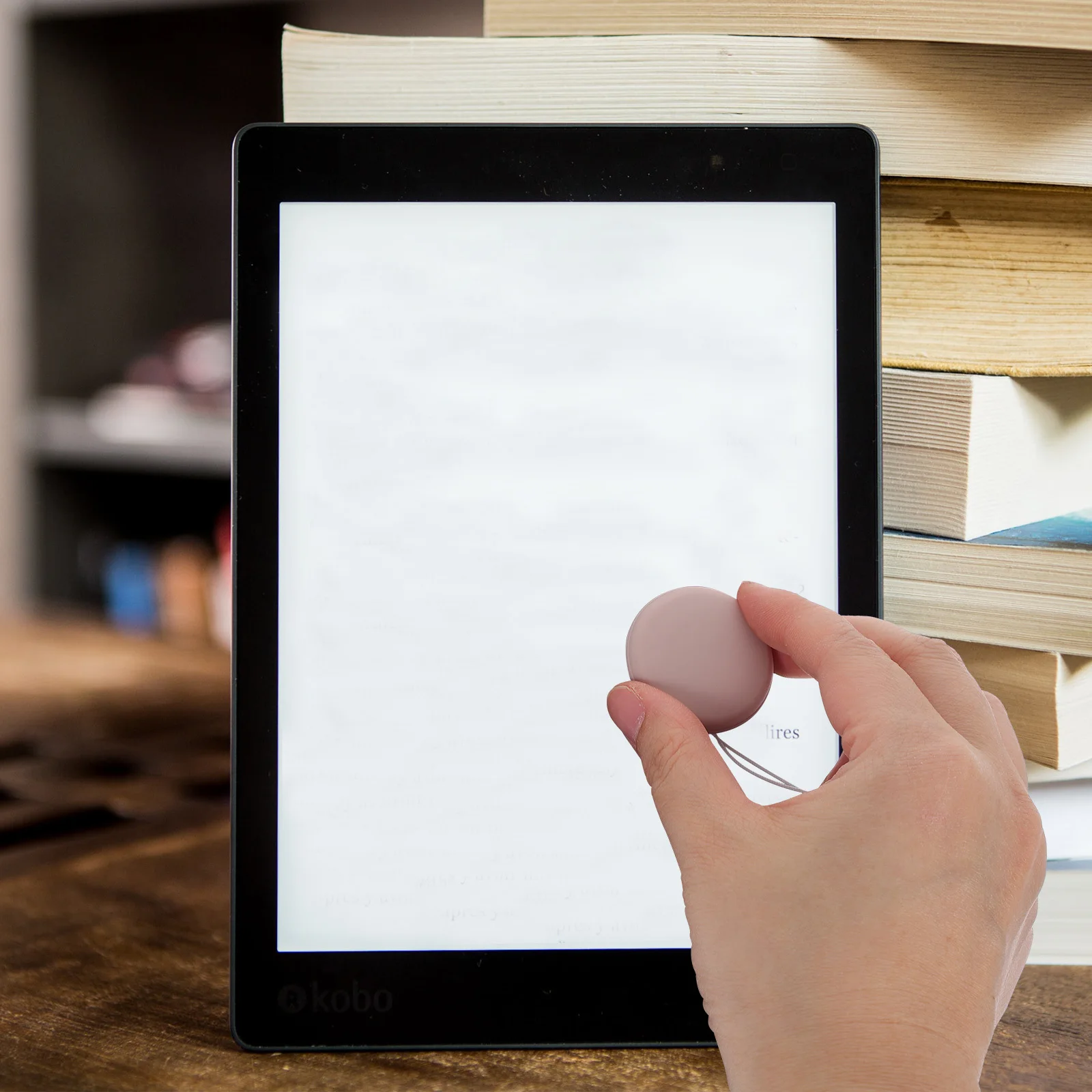 

2Pcs Round Phone Screen Cleaner Wipe Compact Silicone Cleaning Tool for Mobile Devices Easy Carry Scrub for Smartphones Tablets