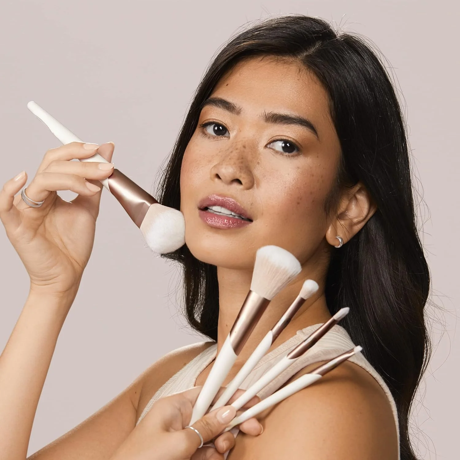 แปรงแต่งหน้ามังสวิรัติที่หรูหร - X Beauty Makeup บทวิจารณ์และราคา