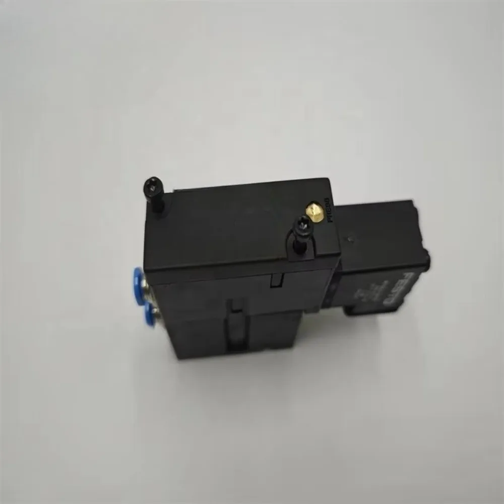 

Solenoid Valve M2.184.1111/05 M2.184.1111 for SM52 SM74 Offset Press Parts