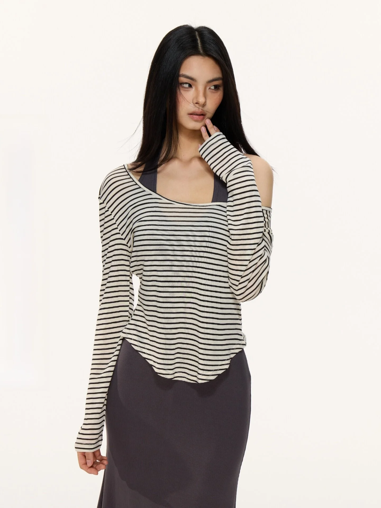 

Nova Beautiful Sister Silk Wool round Neck T-Shirt Backless Dress Pure Desire Set Women's Summer Fashion Two-Piece Suit