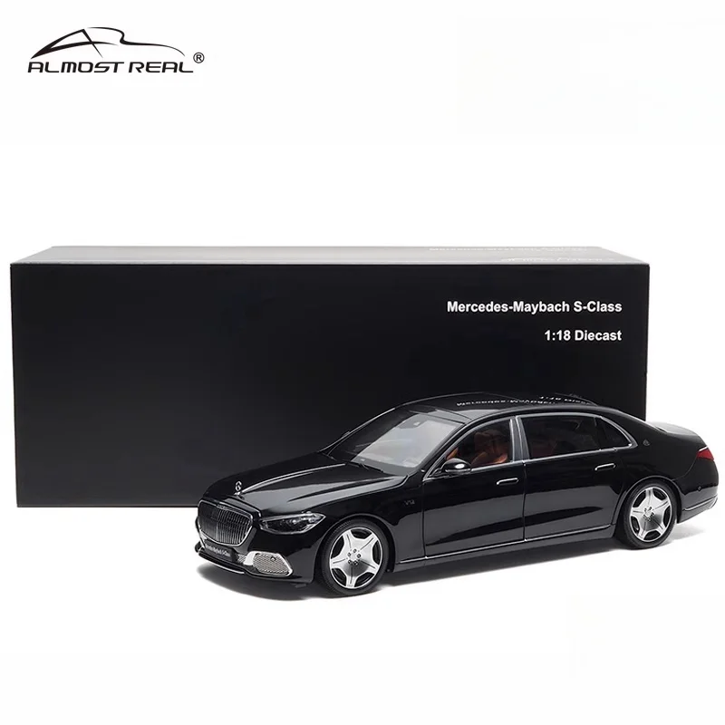 1:18 Fully open Mercedes-Maybach S-Class 2021 model,alloy static miniature car boom play model,adult advanced collection pieces.