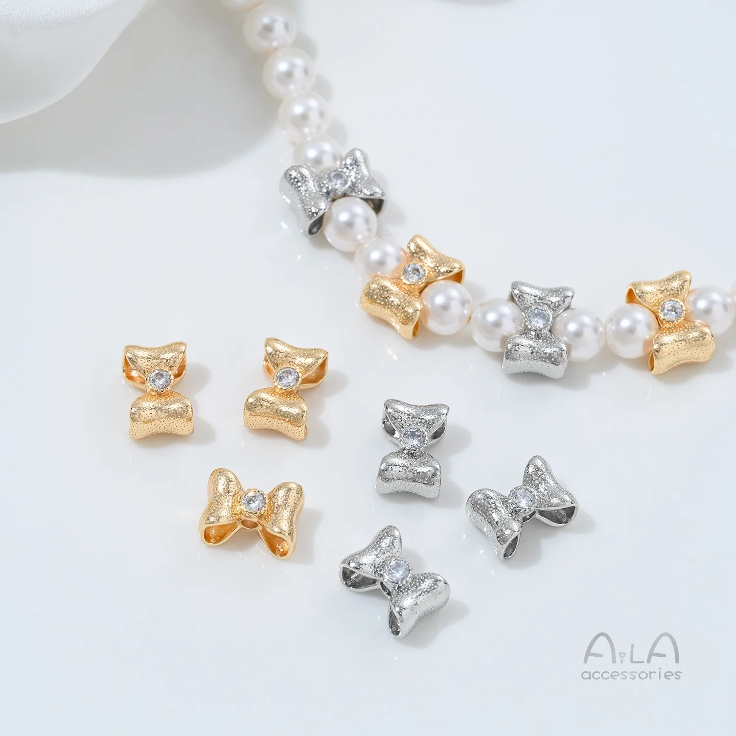 

Медные аксессуары с покрытием из 14-каратного золота, с цирконами, в форме банта с узором «молоток», разделительные бусины, материалы для рукоделия, для изготовления украшений из хрусталя и жемчуга