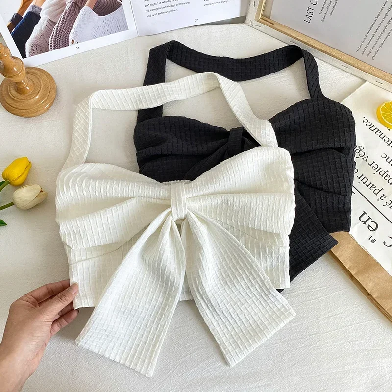 Atasan Wanita Seksi Model Halter Tanpa Tali Bahu, Desain Lipit Elastis, Tank Top Musim Panas Kancing Belakang Terbuka, Crop Top Pantai