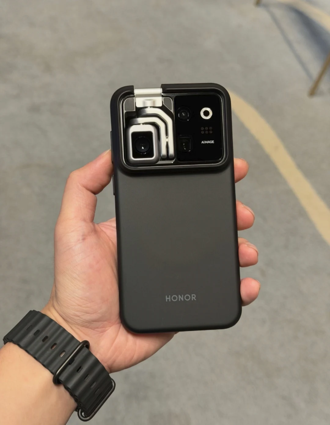New China Version Honor Robot Phone Snapdragon®️8 Gen5 6.31inch OLED 120Hz 200MP 7060Mah 120W Fast Charger NFC OTA Google Play