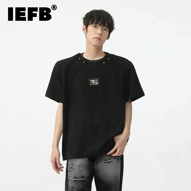 

IEFB Men's Short Sleeve T-shirt Korean Metal Decoration Shoulder Pad O-neck Trend Fashion Loose Casual Male Top 2024 Summer 5618