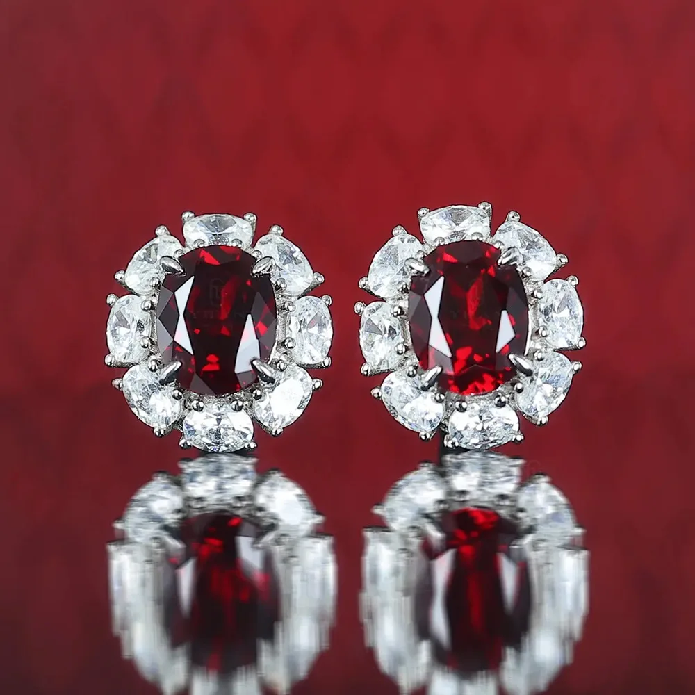 

2023 New 925 Silver Ear Studs 7 * 9 Ruby Ear Studs Simple Atmosphere Ornaments Issued on behalf of One Piece